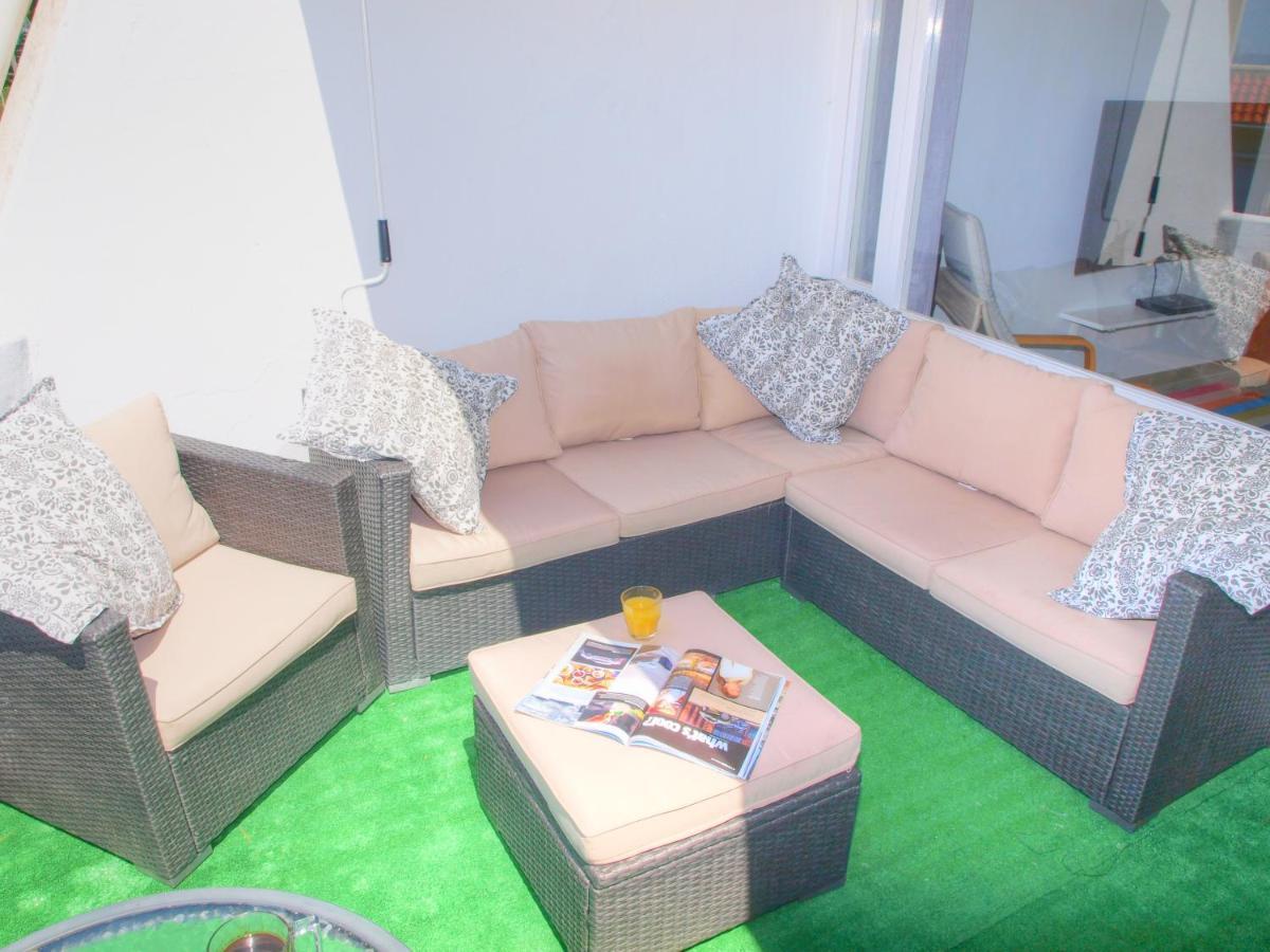 Cristos Beach Apartment エステポナ エクステリア 写真