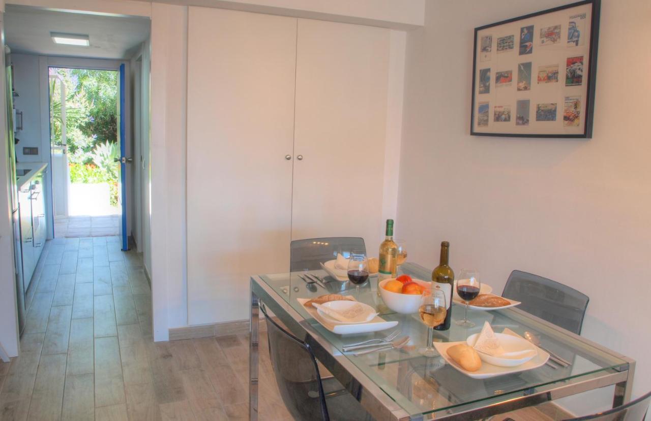 Cristos Beach Apartment エステポナ エクステリア 写真