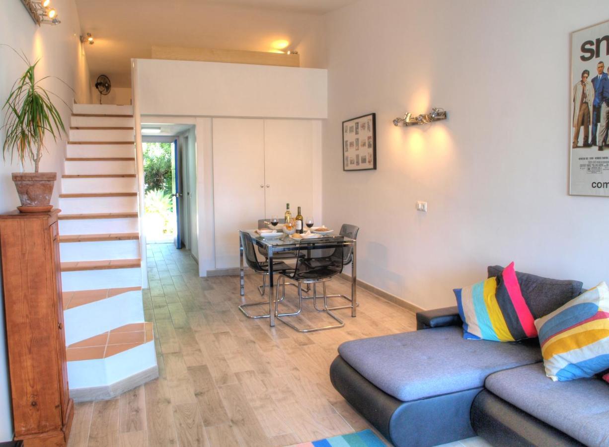 Cristos Beach Apartment エステポナ エクステリア 写真
