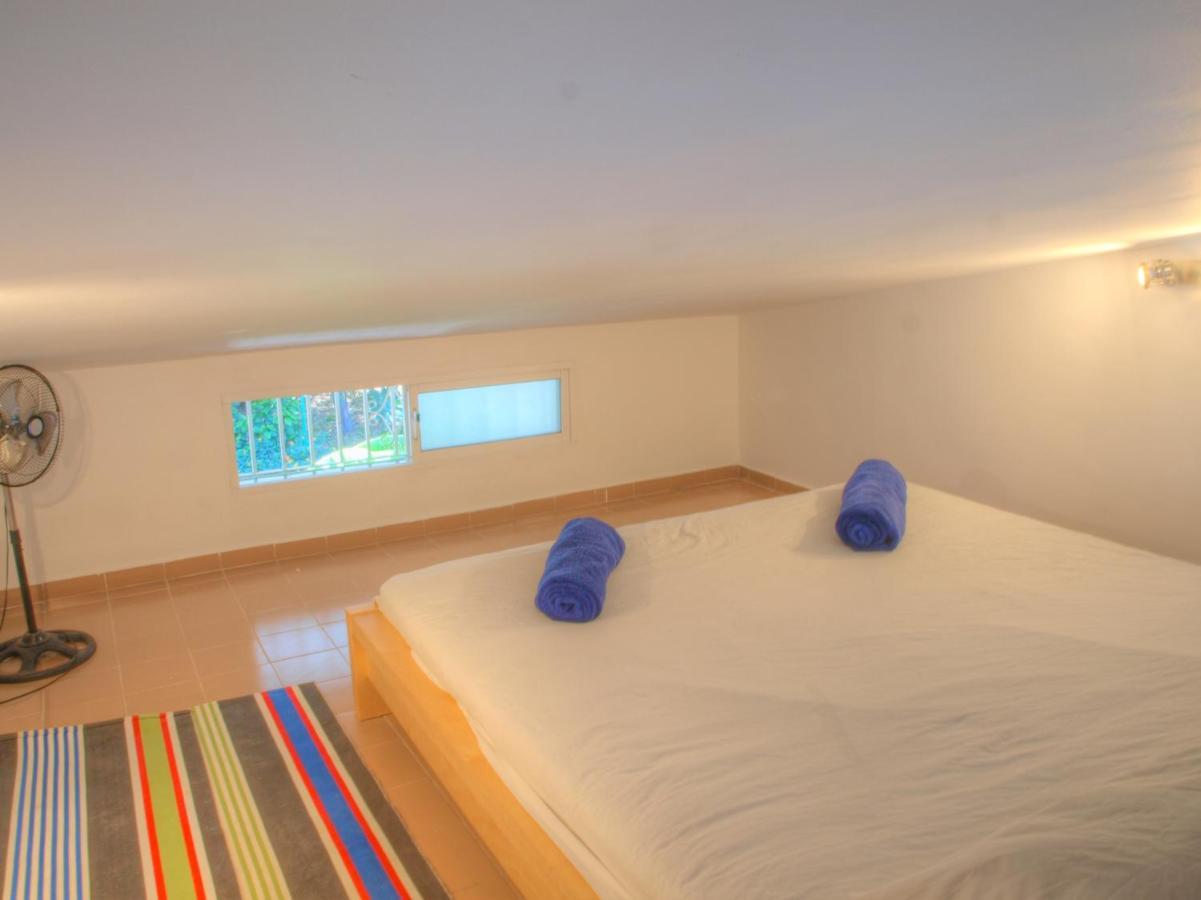 Cristos Beach Apartment エステポナ エクステリア 写真