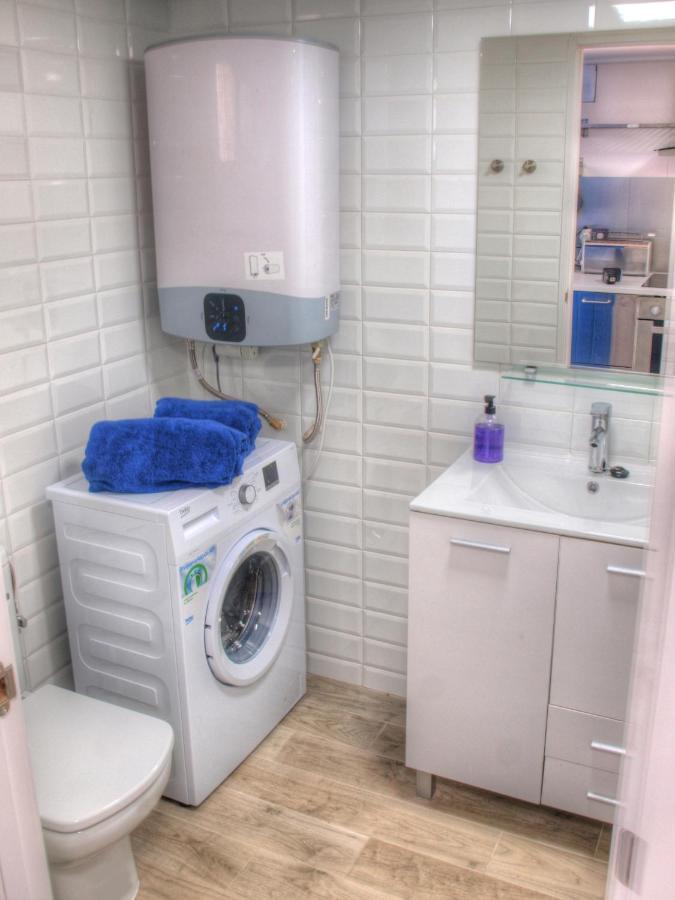 Cristos Beach Apartment エステポナ エクステリア 写真